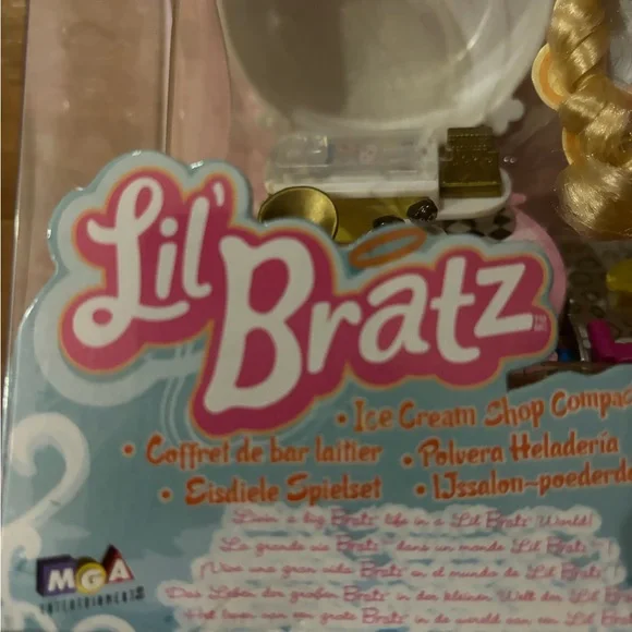 NWT *RARE* Lil’ Bratz Ice Cream Shop Compact Cleo 2008 - Picture 2 of 5